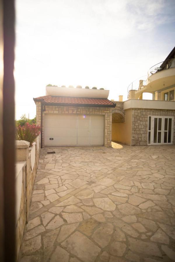 Apartman Kovac Appartamento Trebinje Esterno foto