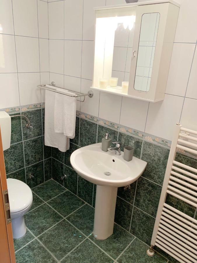 Apartman Kovac Appartamento Trebinje Esterno foto