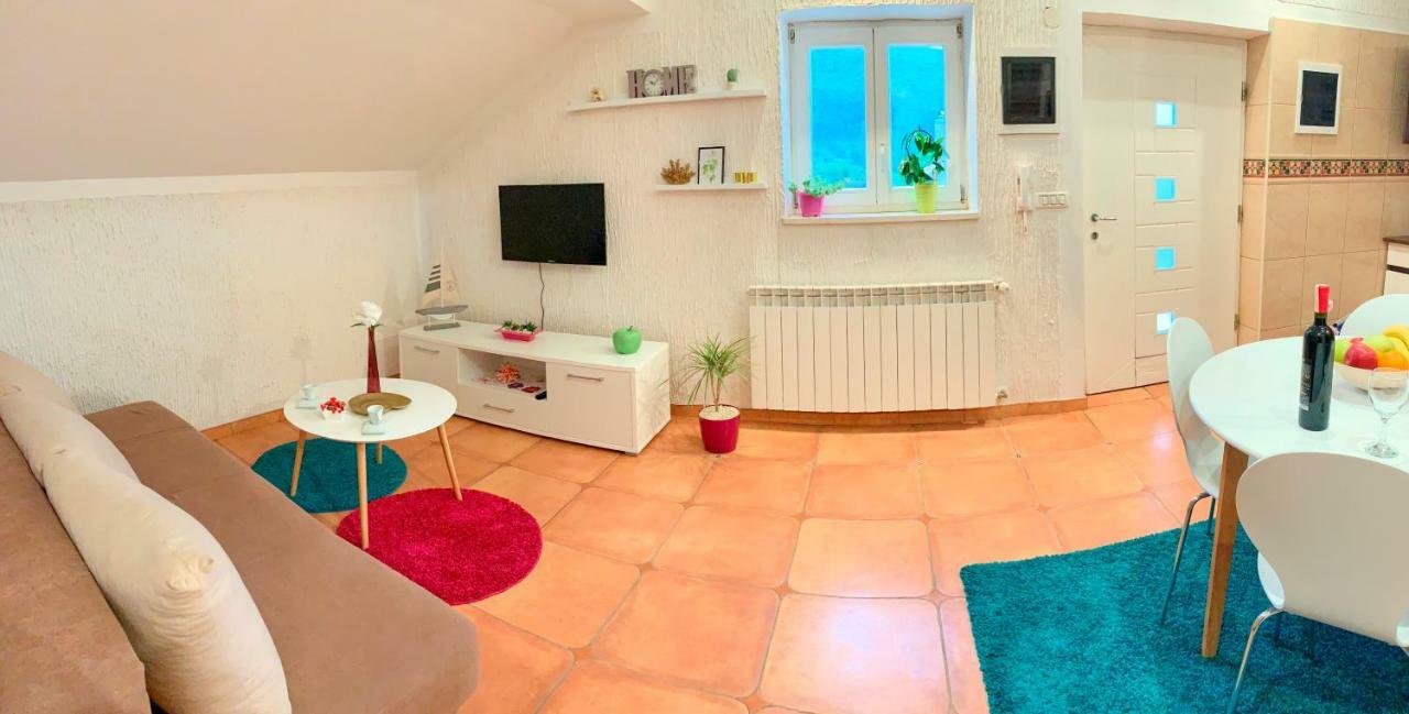 Apartman Kovac Appartamento Trebinje Esterno foto